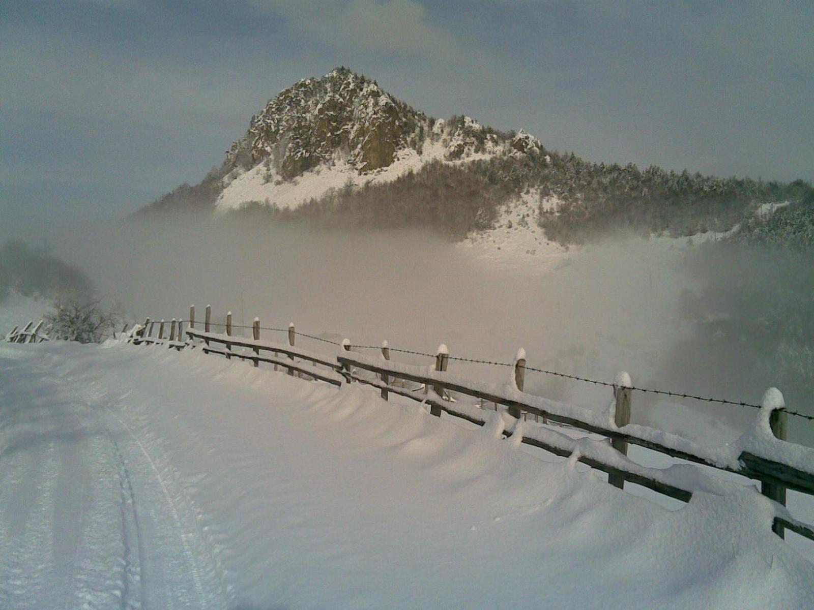 Готель Rhodopes Legends Vrata Екстер'єр фото