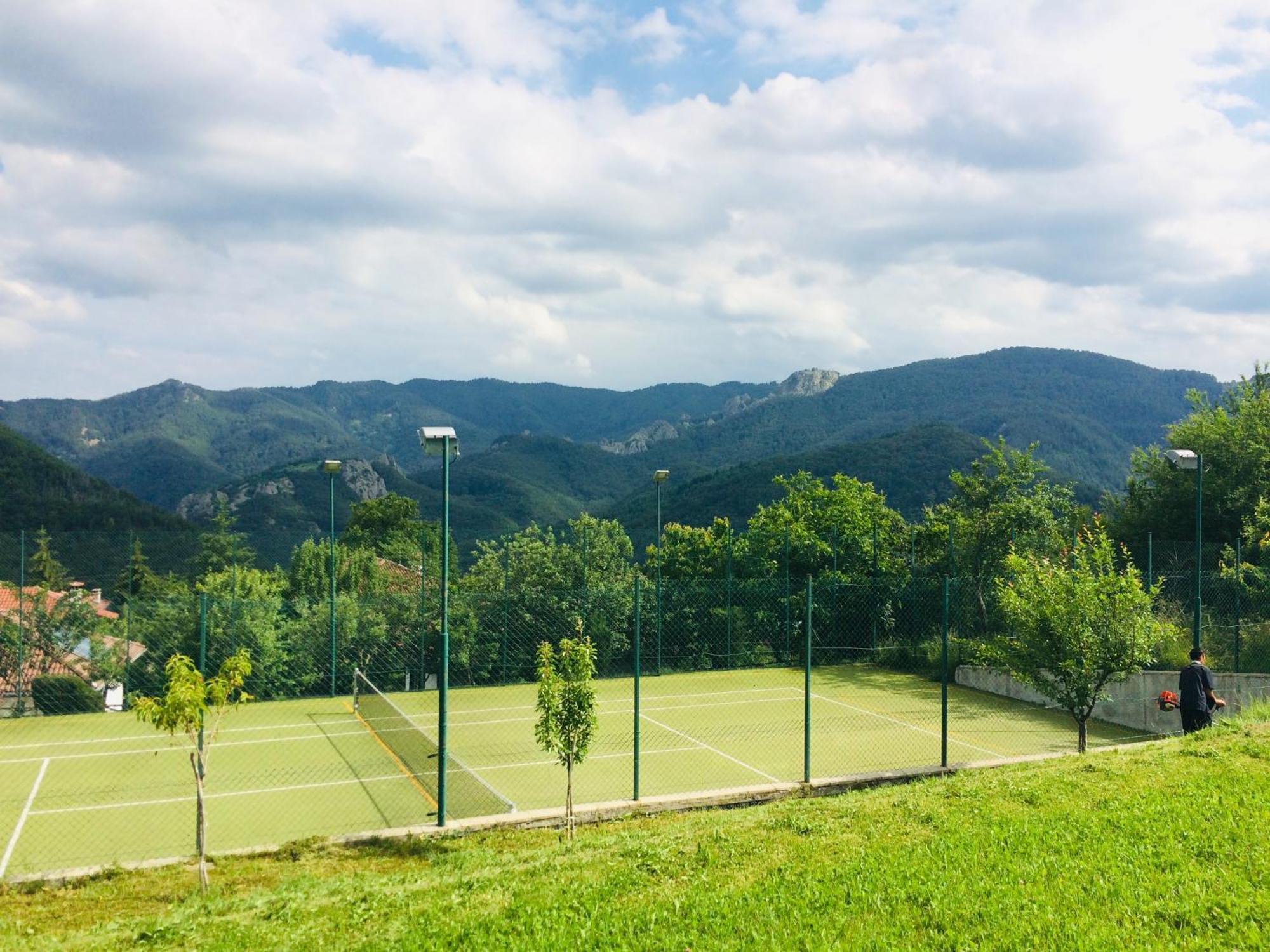 Готель Rhodopes Legends Vrata Екстер'єр фото